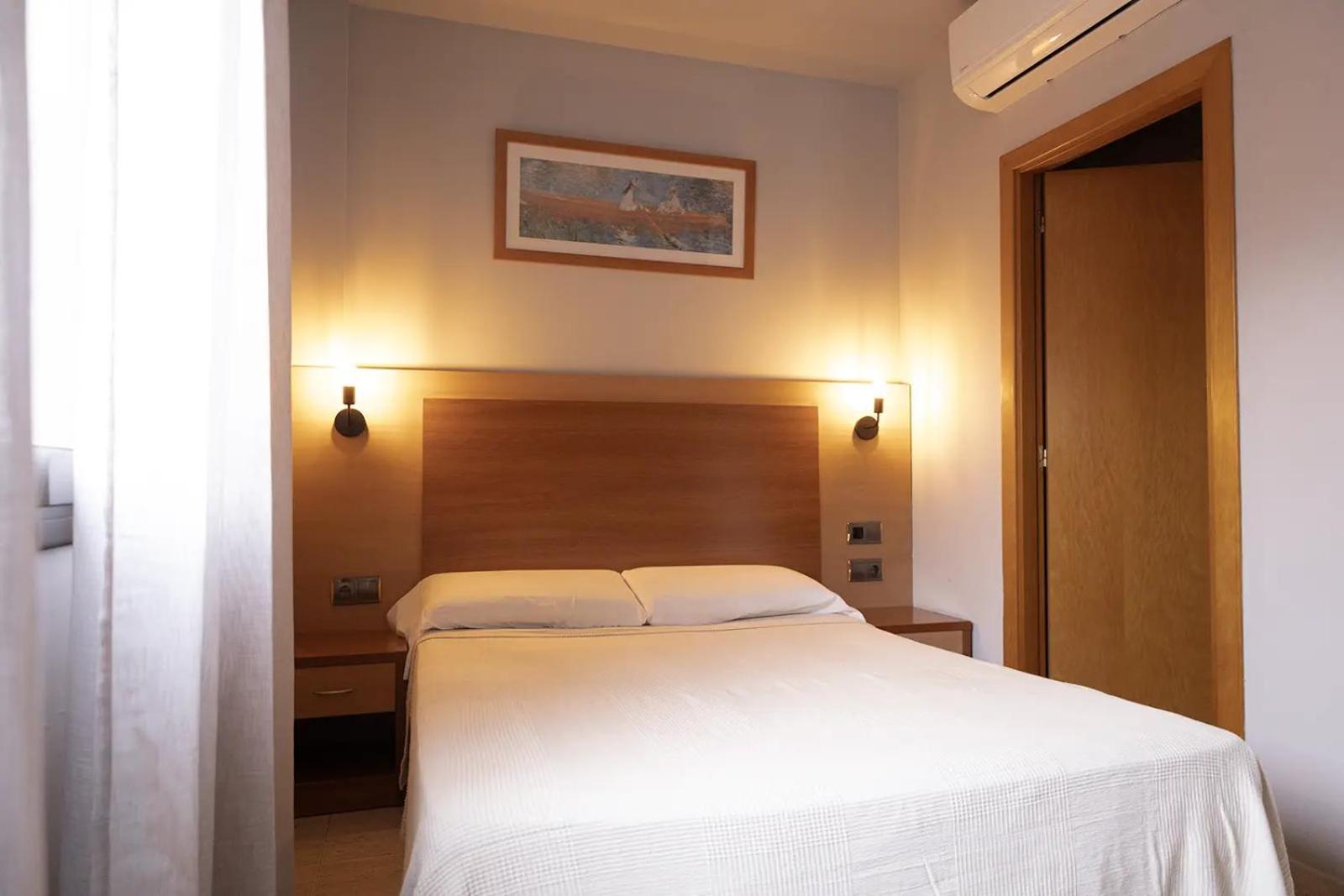 Hotel Sant Celoni Exterior foto